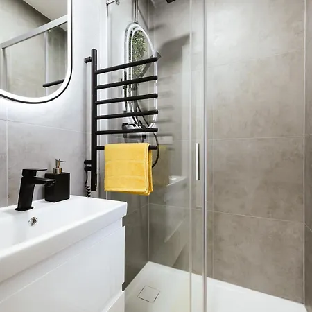 Luxury Musicians Apartment In Central Prague By Metro Vysehrad Exterior photo